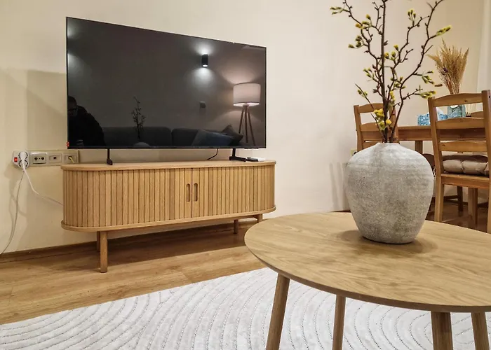 Relaxing In Kosara Near Lift By Flat Mаnager Apartman